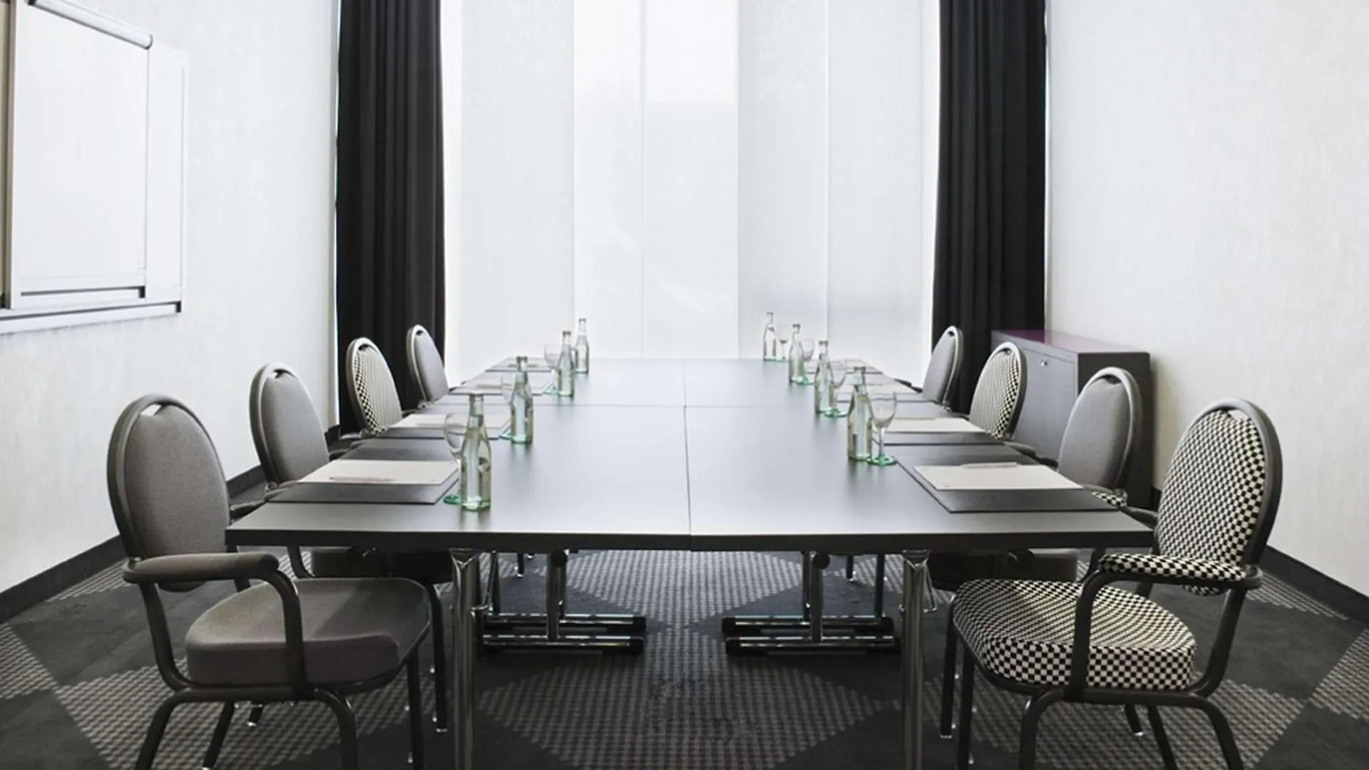Moevenpick Hotel Stuttgart Airport Leinfelden-Echterdingen 4*,  Germany