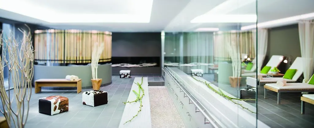 Moevenpick Hotel Stuttgart Airport Leinfelden-Echterdingen 4*,